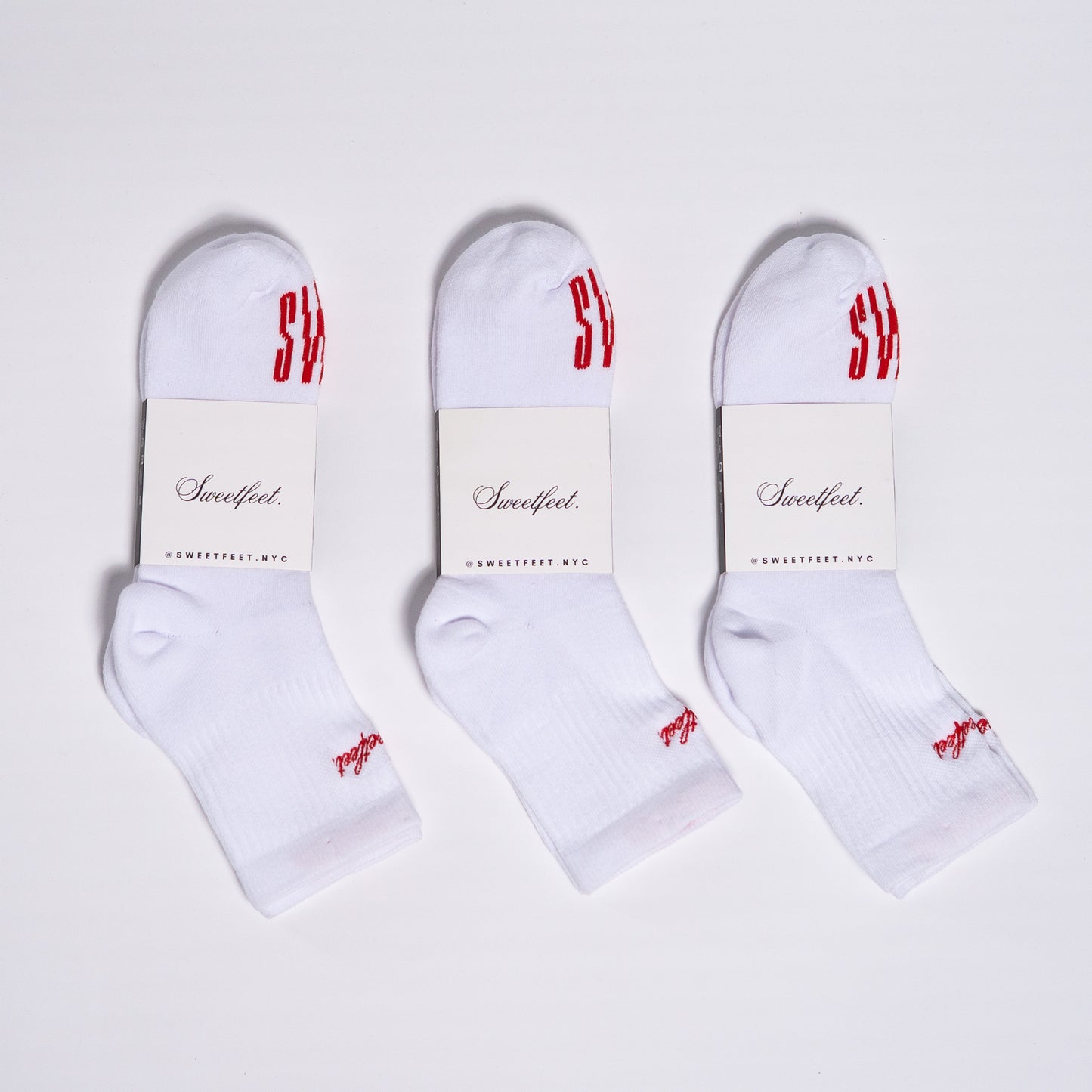 Sweetfeet Athleisure Sock, Red Embroidery (3 PACK)