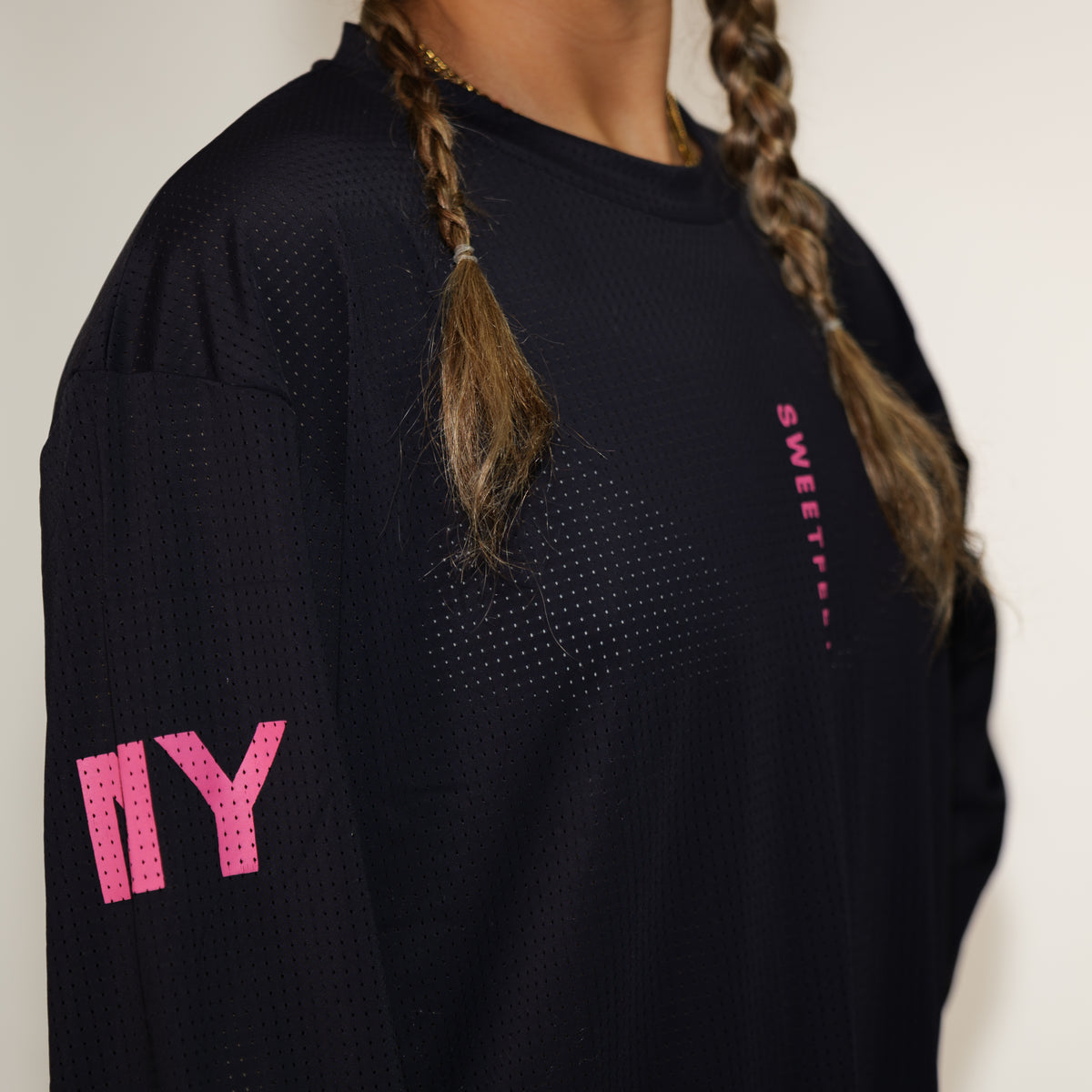 MeshTech Longsleeve - Black/Pink
