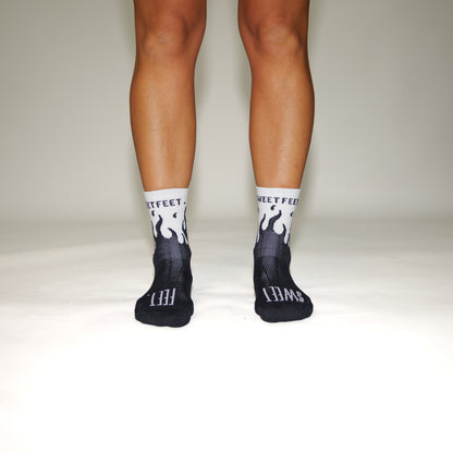 V2 Flame Sock - Black/White