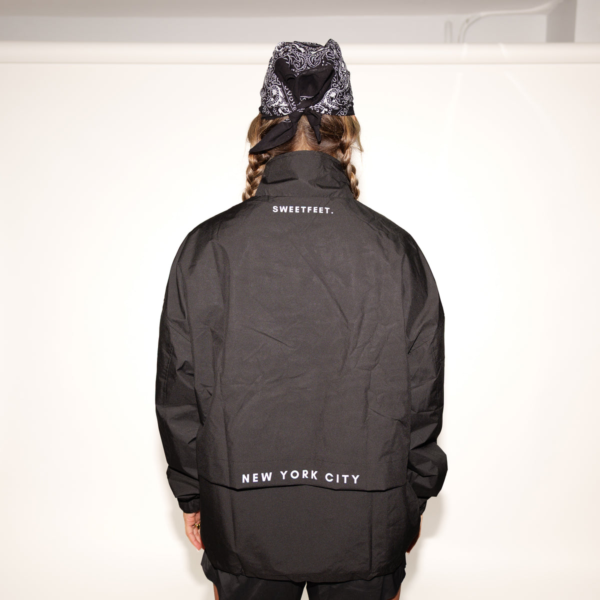 Sweetfeet City Shell Windbreaker - Black
