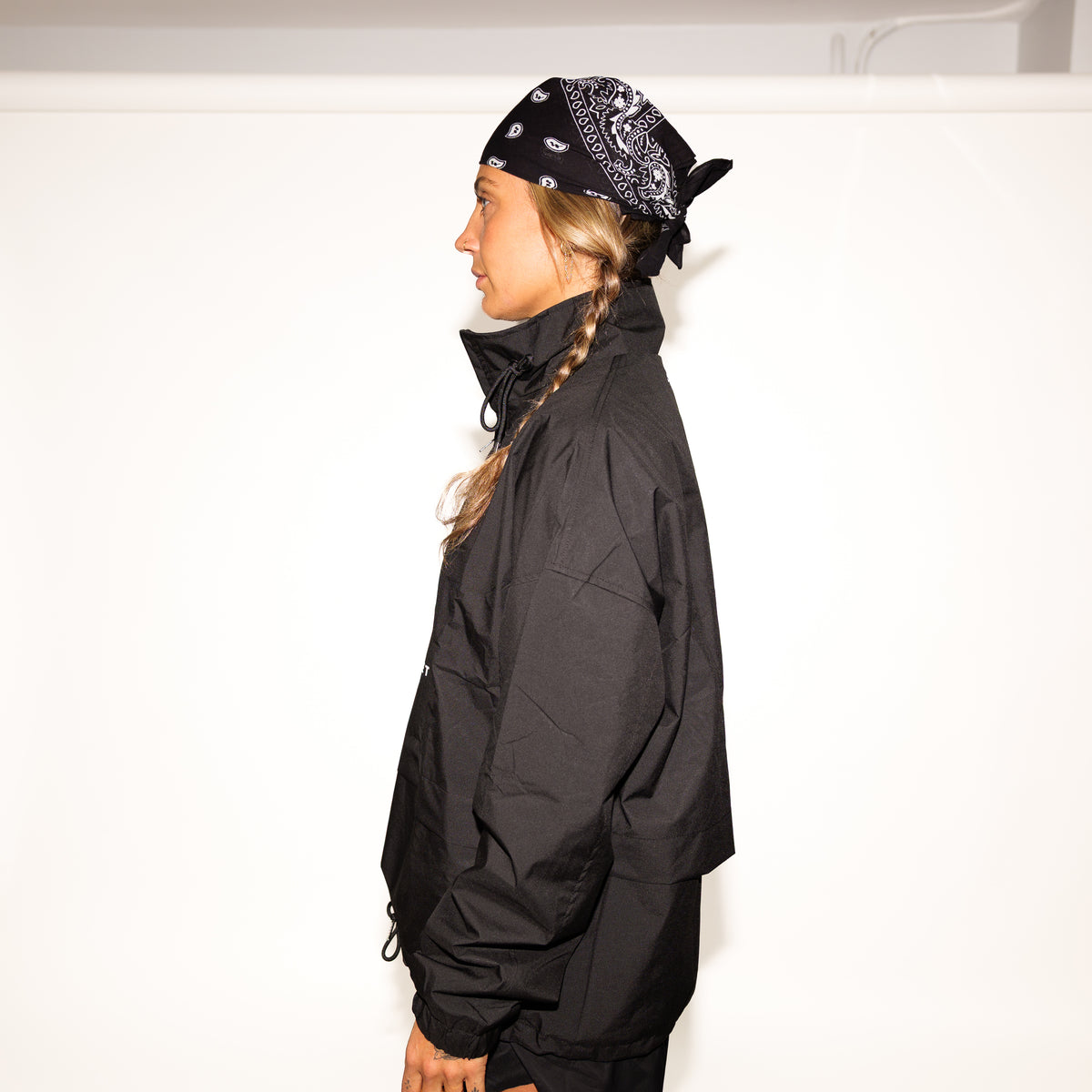Sweetfeet City Shell Windbreaker - Black