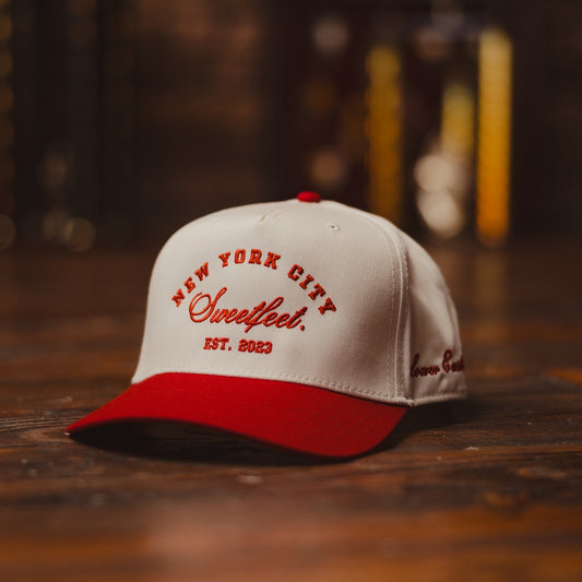 Sweetfeet Hat - Red & Cream.